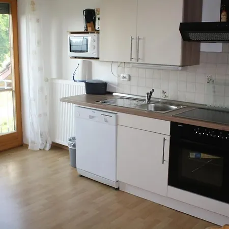 Apartment Grosse Mit Badewanne *